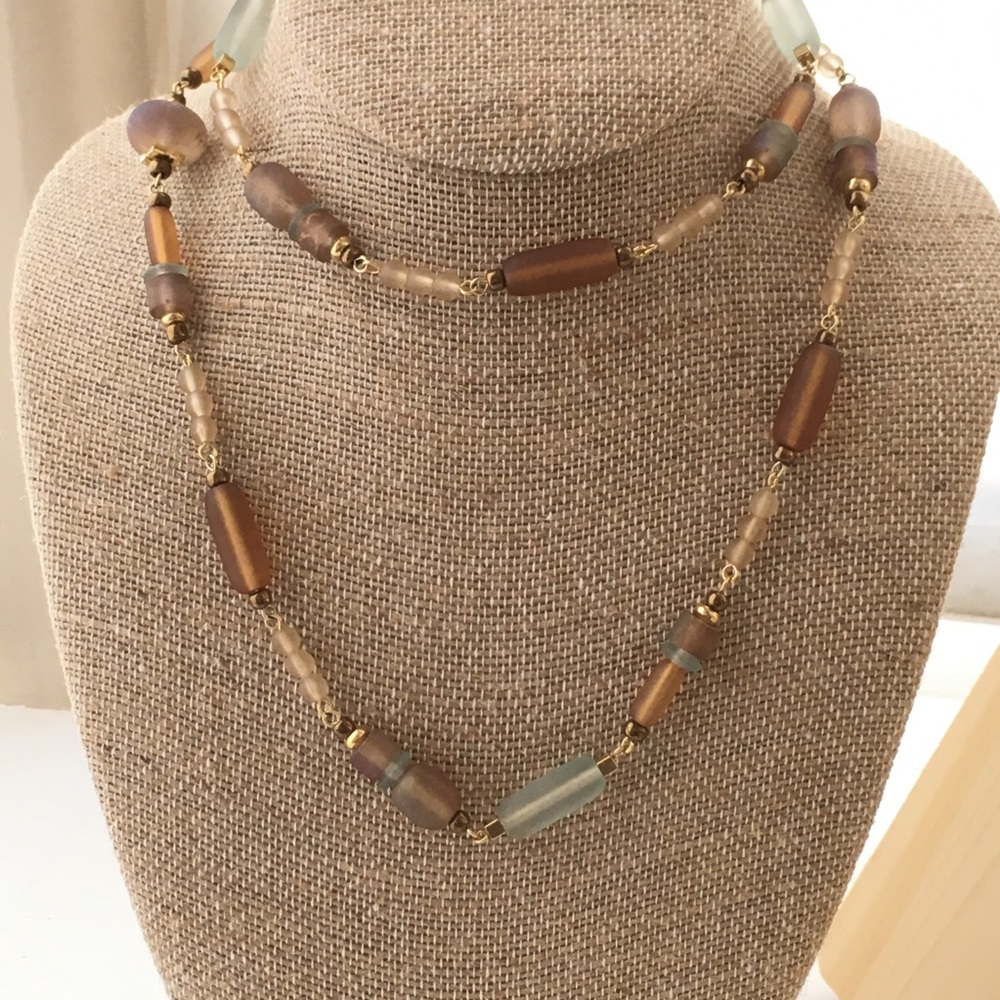 Hazy Tan and Blue Segment Link Bead Necklace